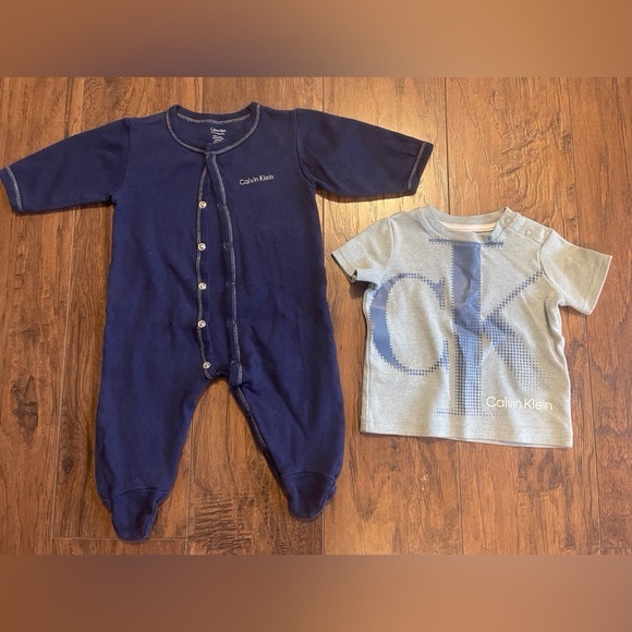 Calvin Kiein 3-6 month lot of clothes! Gender neutrall - Picture 3 of 3